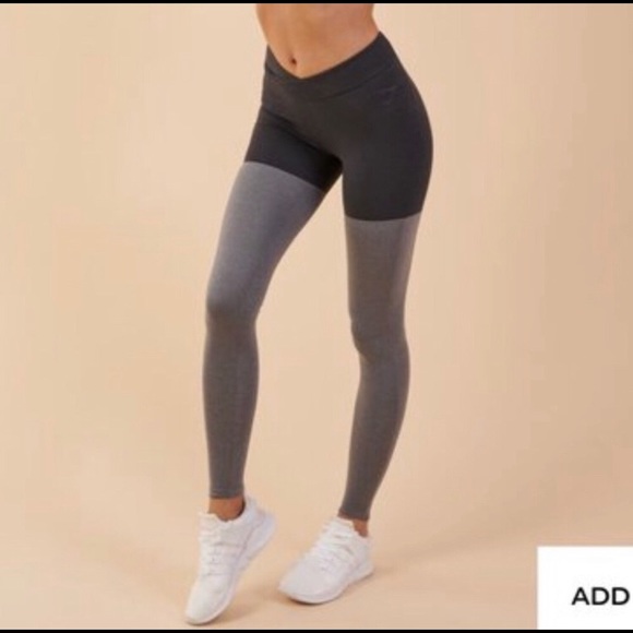 Gymshark Pants - Gymshark two tone leggings - XS